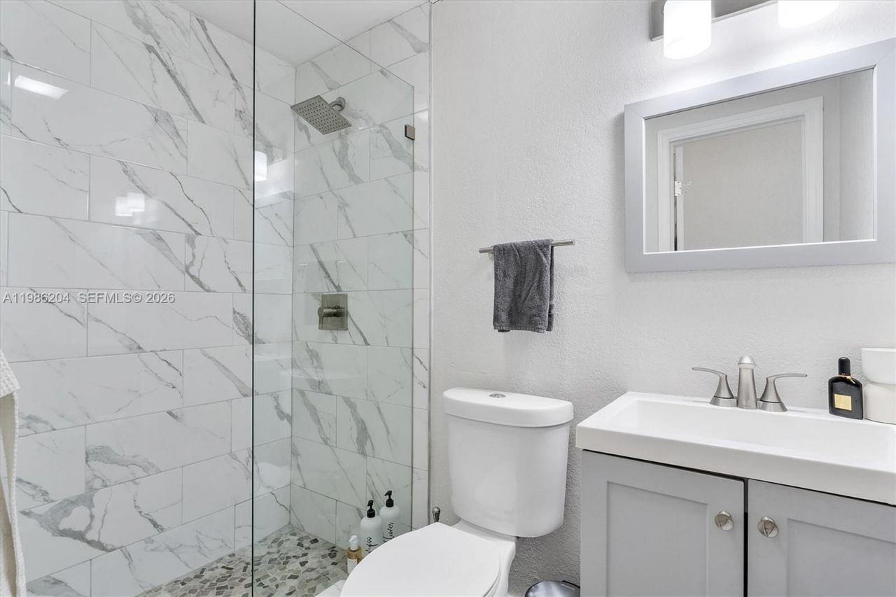 74 NW 117th St , Miami, FL 33168 Photo