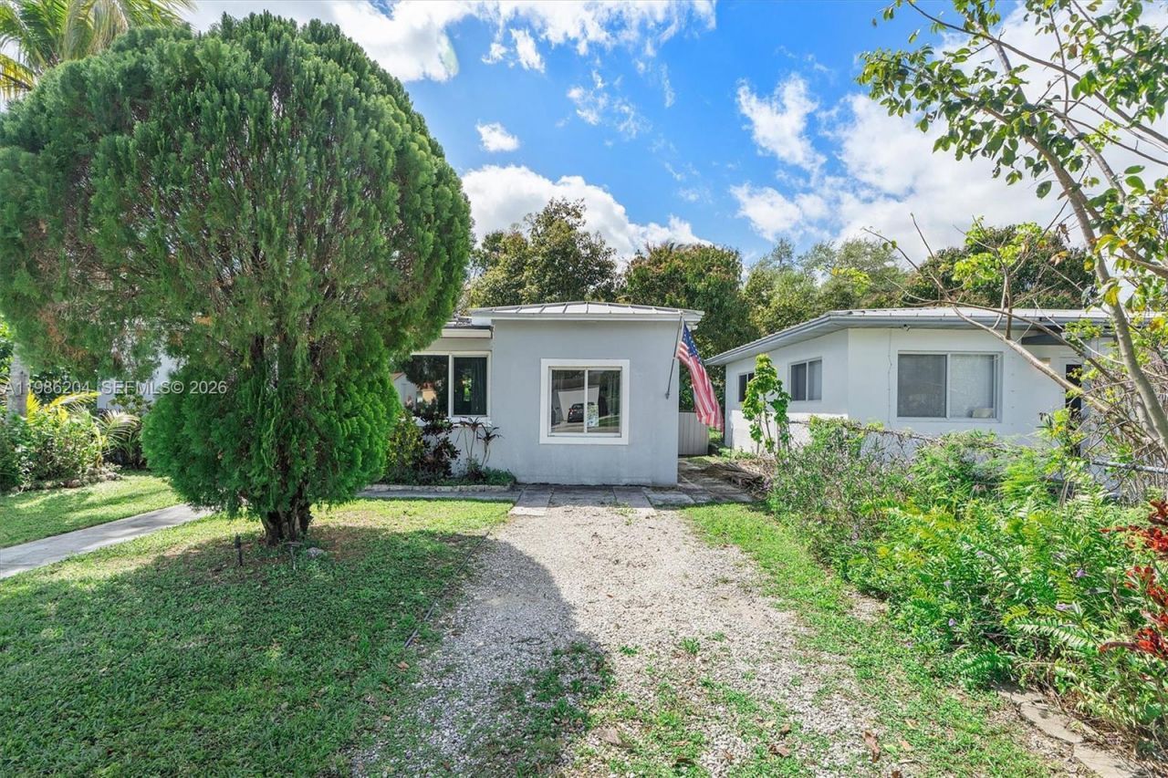 74 NW 117th St , Miami, FL 33168 Photo