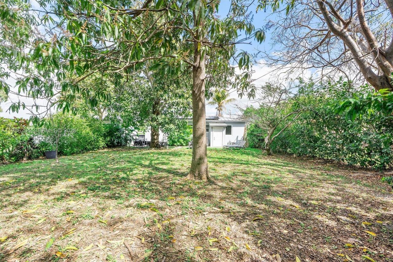 74 NW 117th St , Miami, FL 33168 Photo