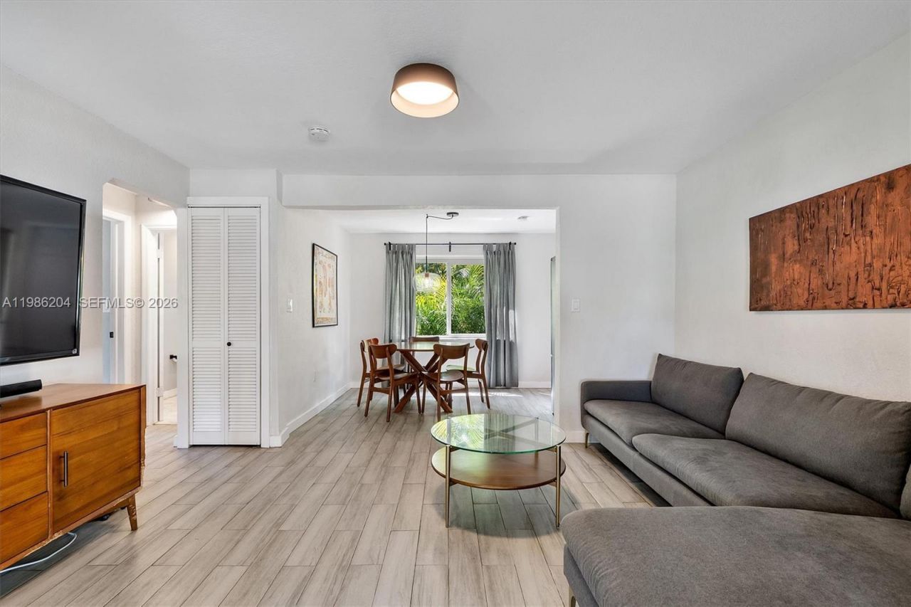 74 NW 117th St , Miami, FL 33168 Photo