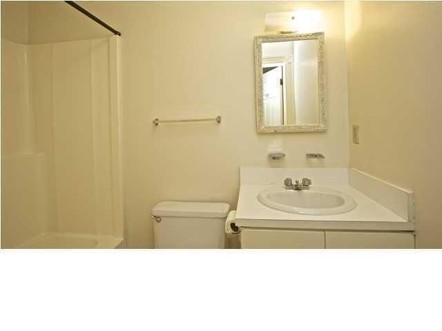 156 Coming Street Photo 8