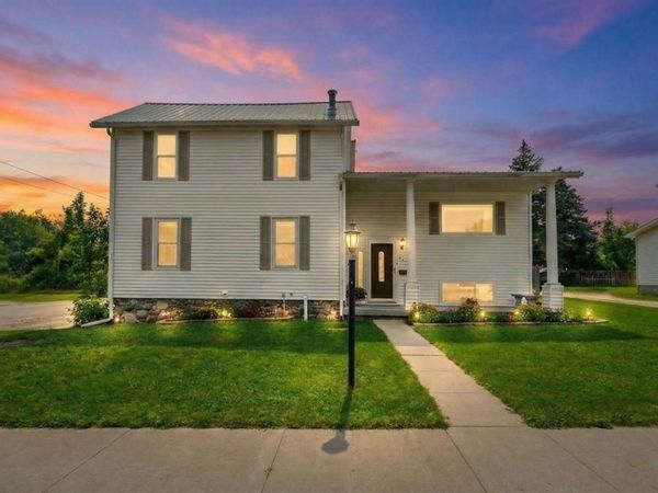 260 Duncan Avenue, Cheboygan, MI 49721