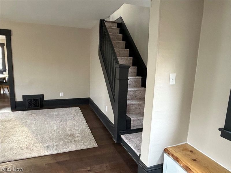 2735 3rd Street , Cuyahoga Falls, OH 44221 Photo 5