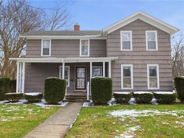 51 South Street, Le Roy, NY 14482