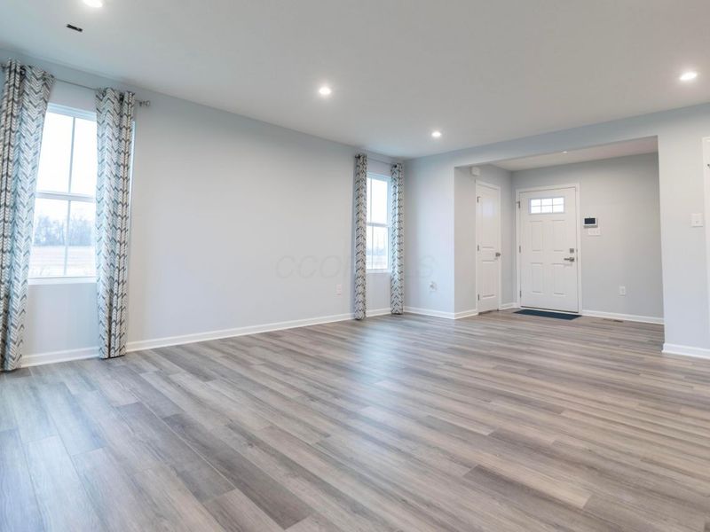 8700 Greengate Boulevard, Canal Winchester, OH 43110 Photo 2