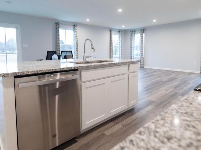 8700 Greengate Boulevard, Canal Winchester, OH 43110 Photo 6