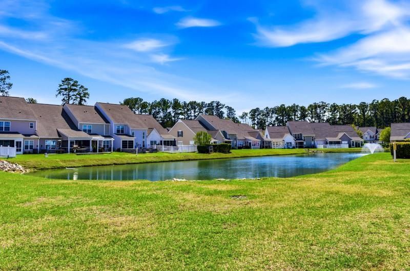 401 Rustic Ct. Photo 22