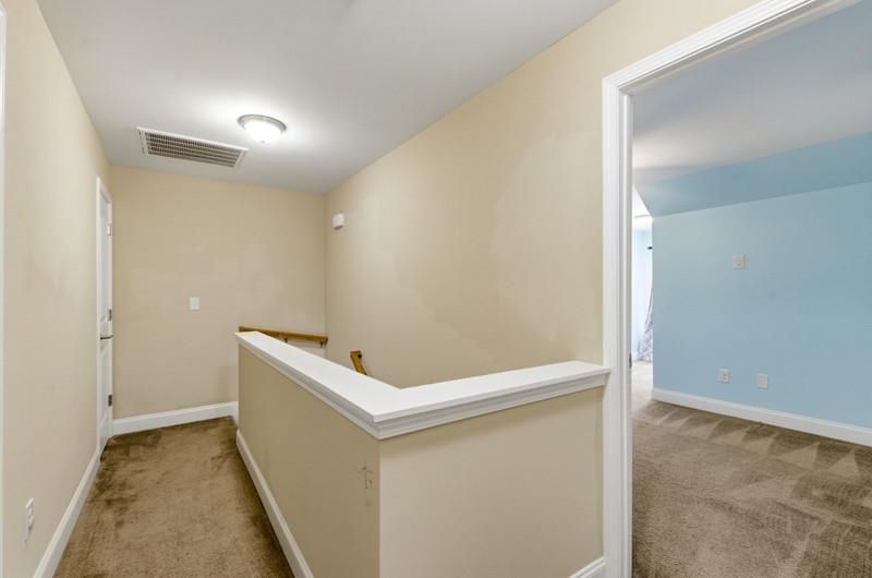 401 Rustic Ct. Photo 25