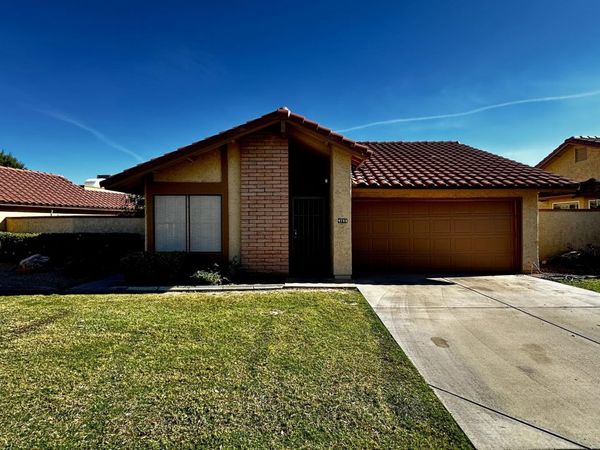 4785 E KIVA Street, Phoenix, AZ 85044