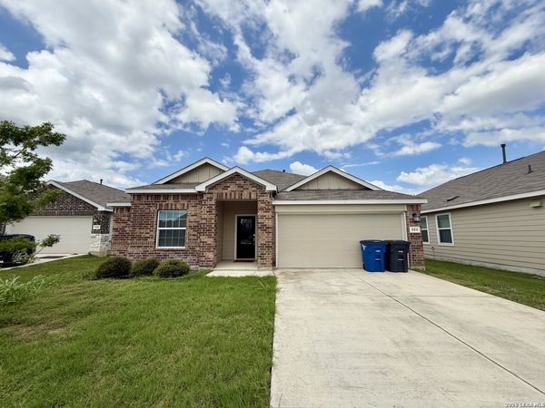 554 BLUE STEM RD, New Braunfels, TX 78130