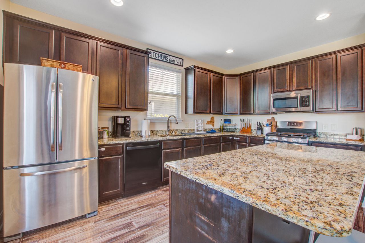 308 Sanctuary Park Drive Photo 13