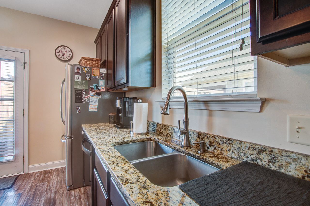 308 Sanctuary Park Drive Photo 15