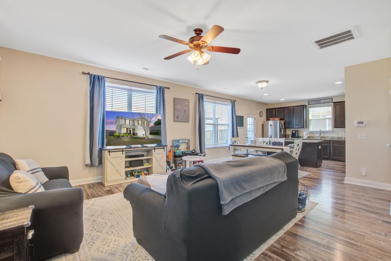 308 Sanctuary Park Drive Photo 8