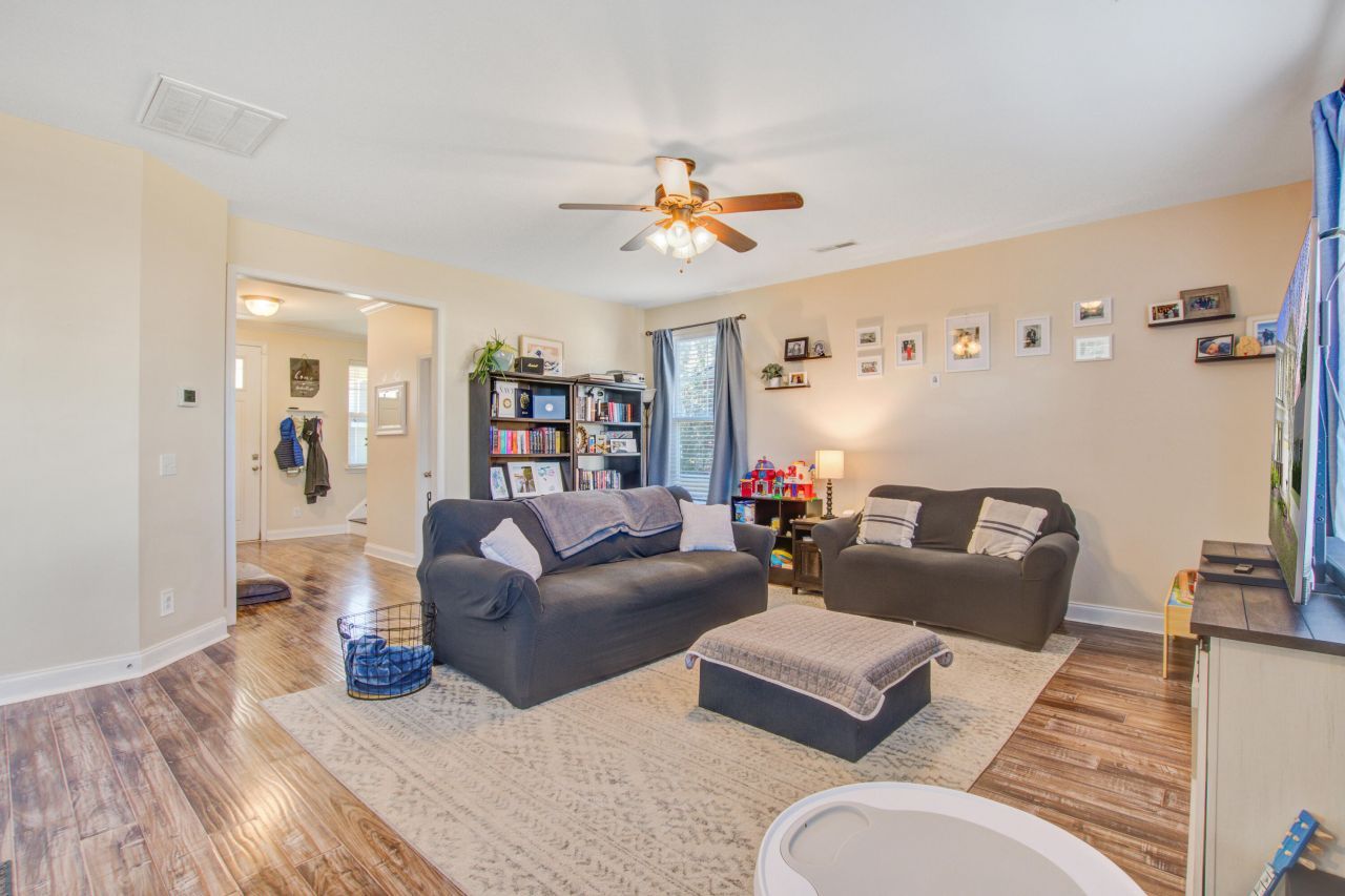 308 Sanctuary Park Drive Photo 9