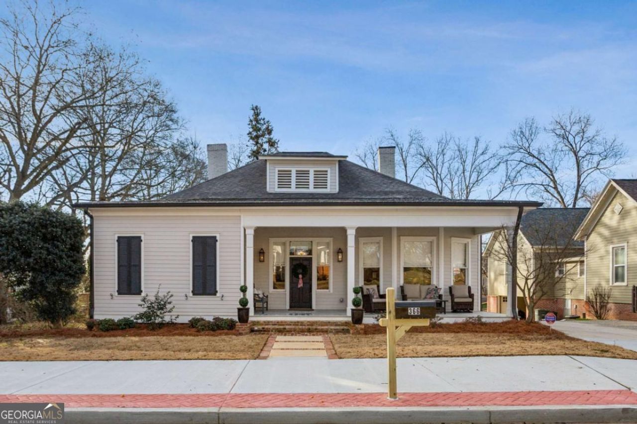 366 East Dixie Avenue Se, Marietta, GA 30060 Main Photo