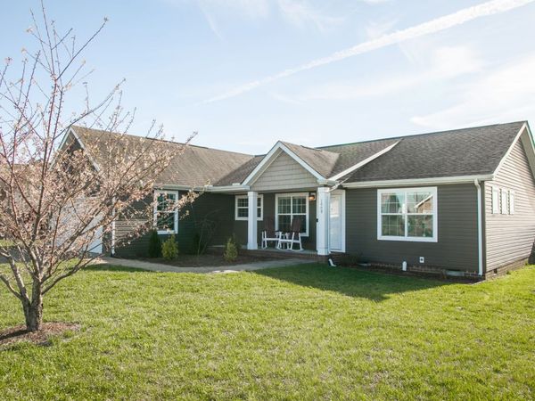 1009 McCormick Xing , Spring Hill, TN 37174