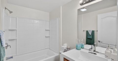 17000 Wedge Parkway, Unit 425, Reno, NV 89511 Photo