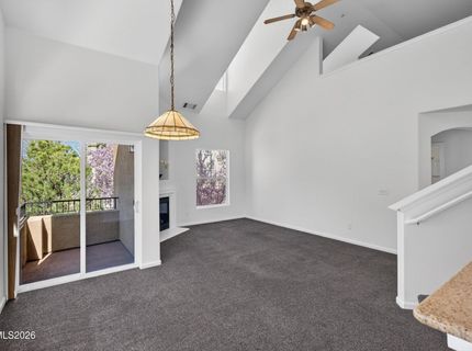 17000 Wedge Parkway, Unit 425, Reno, NV 89511 Photo