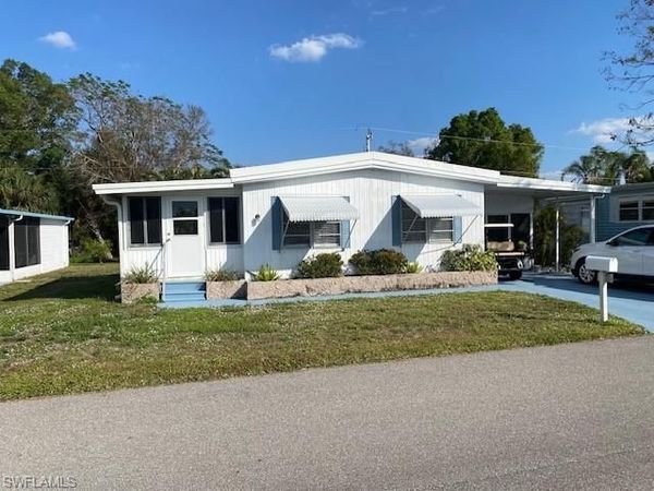 2738 Indianwood DR, NORTH FORT MYERS, FL 33917