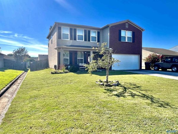 108 Fire Fly Lane, Owens Cross Roads, AL 35763