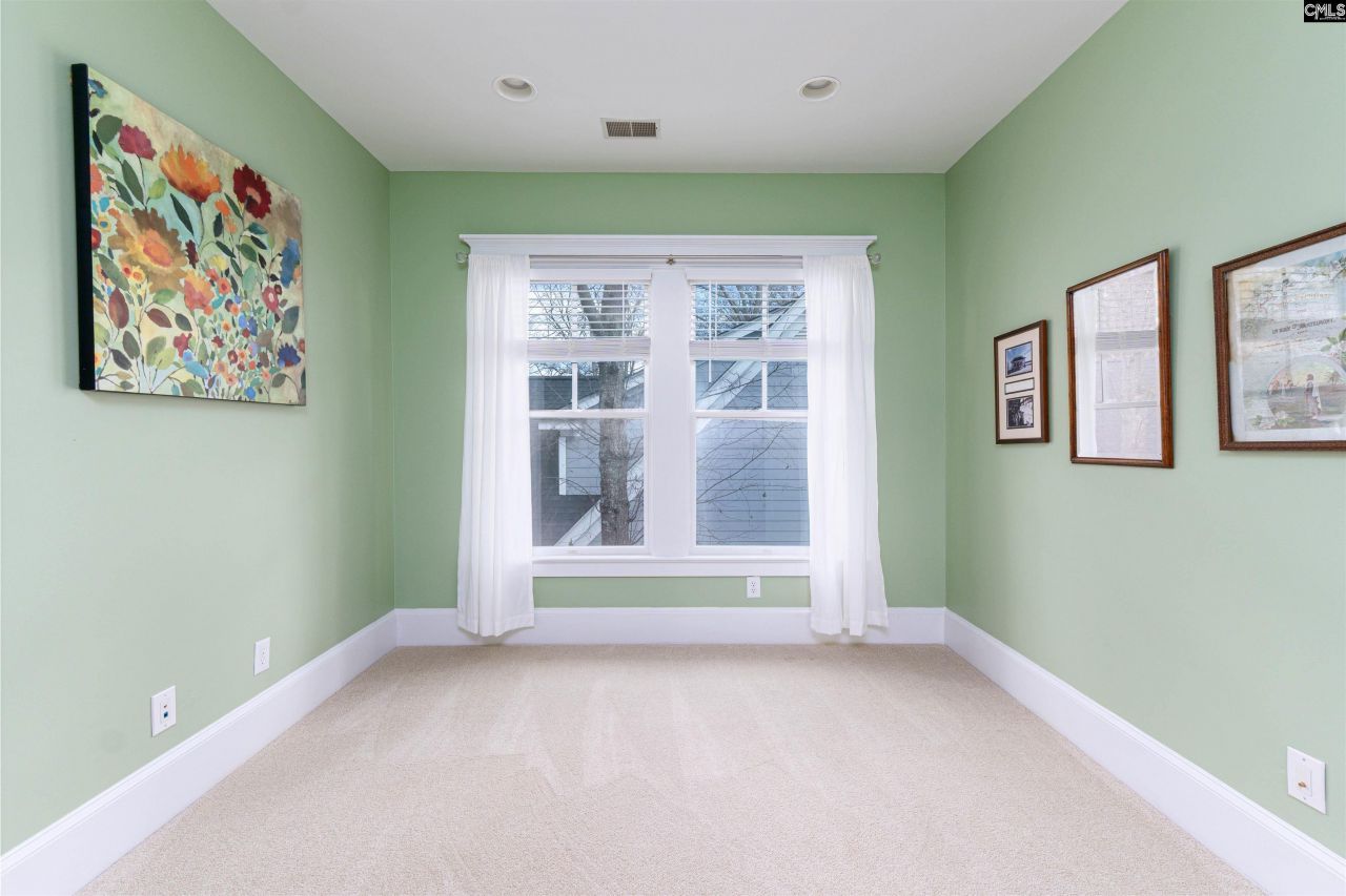 48 Veranda Lane Photo 33