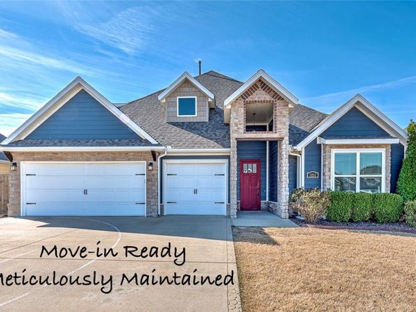 1051 Silver Maple Street, Centerton, AR 72719