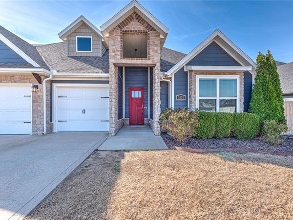 1051 Silver Maple Street, Centerton, AR 72719