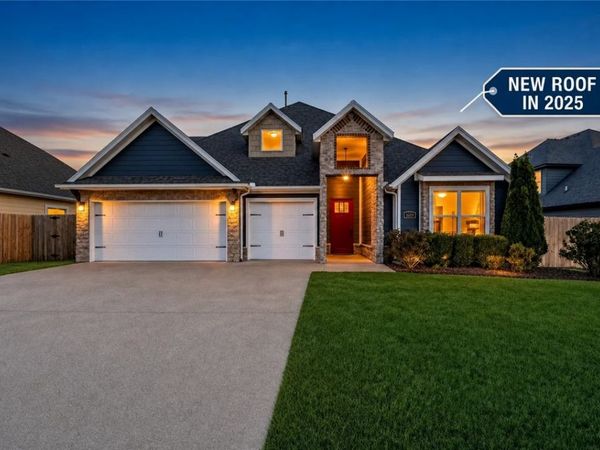 1051 Silver Maple Street, Centerton, AR 72719