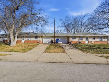 5200 W Craw Street, Lincoln, NE 68524