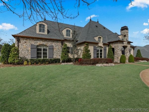 10616 S Forest Avenue , Jenks, OK 74037