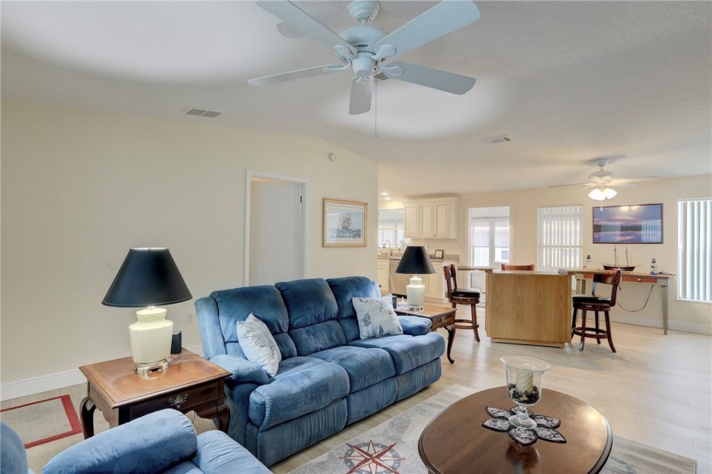 362 Egret Circle, Sebastian, FL 32976 Photo