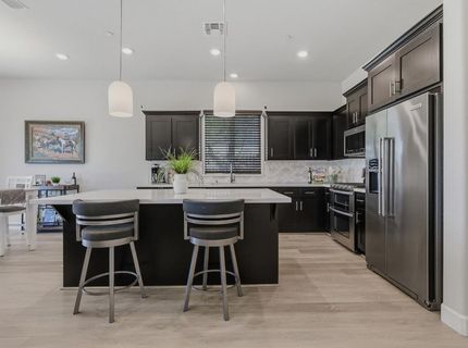 1425 Wadsworth Cir, Roseville, CA 95747 Photo