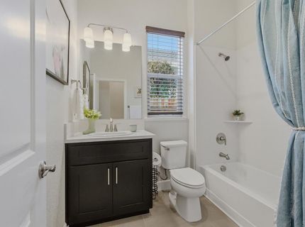 1425 Wadsworth Cir, Roseville, CA 95747 Photo