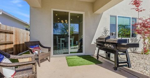 1425 Wadsworth Cir, Roseville, CA 95747 Photo