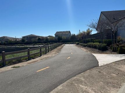 1425 Wadsworth Cir, Roseville, CA 95747 Photo