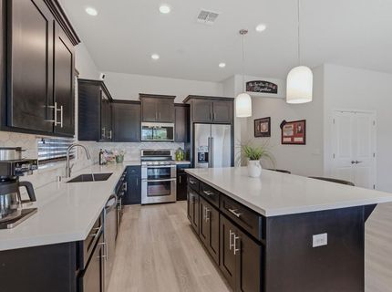 1425 Wadsworth Cir, Roseville, CA 95747 Photo