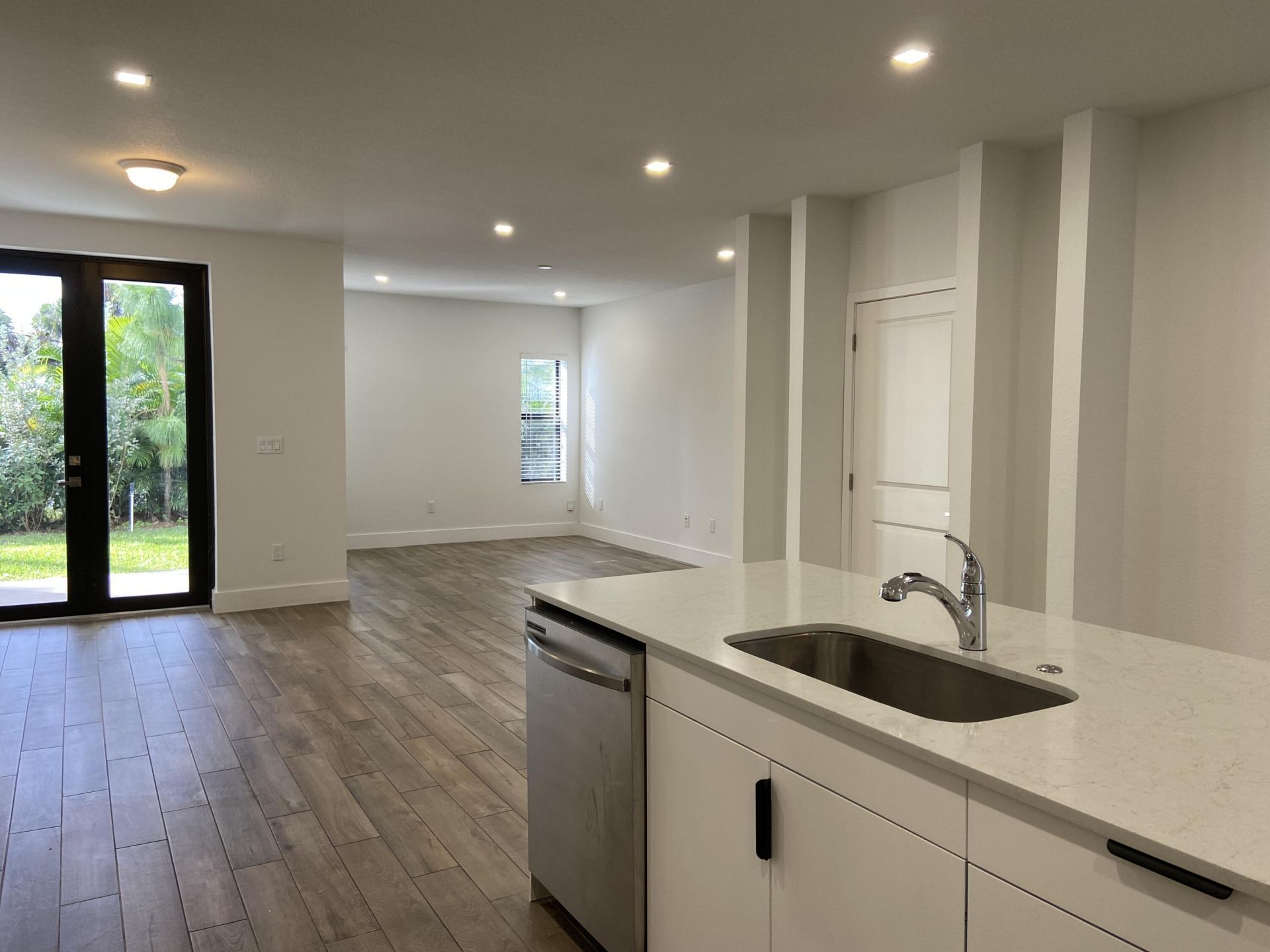 401 Bella Sol Way, West Palm Beach, FL 33406 Photo