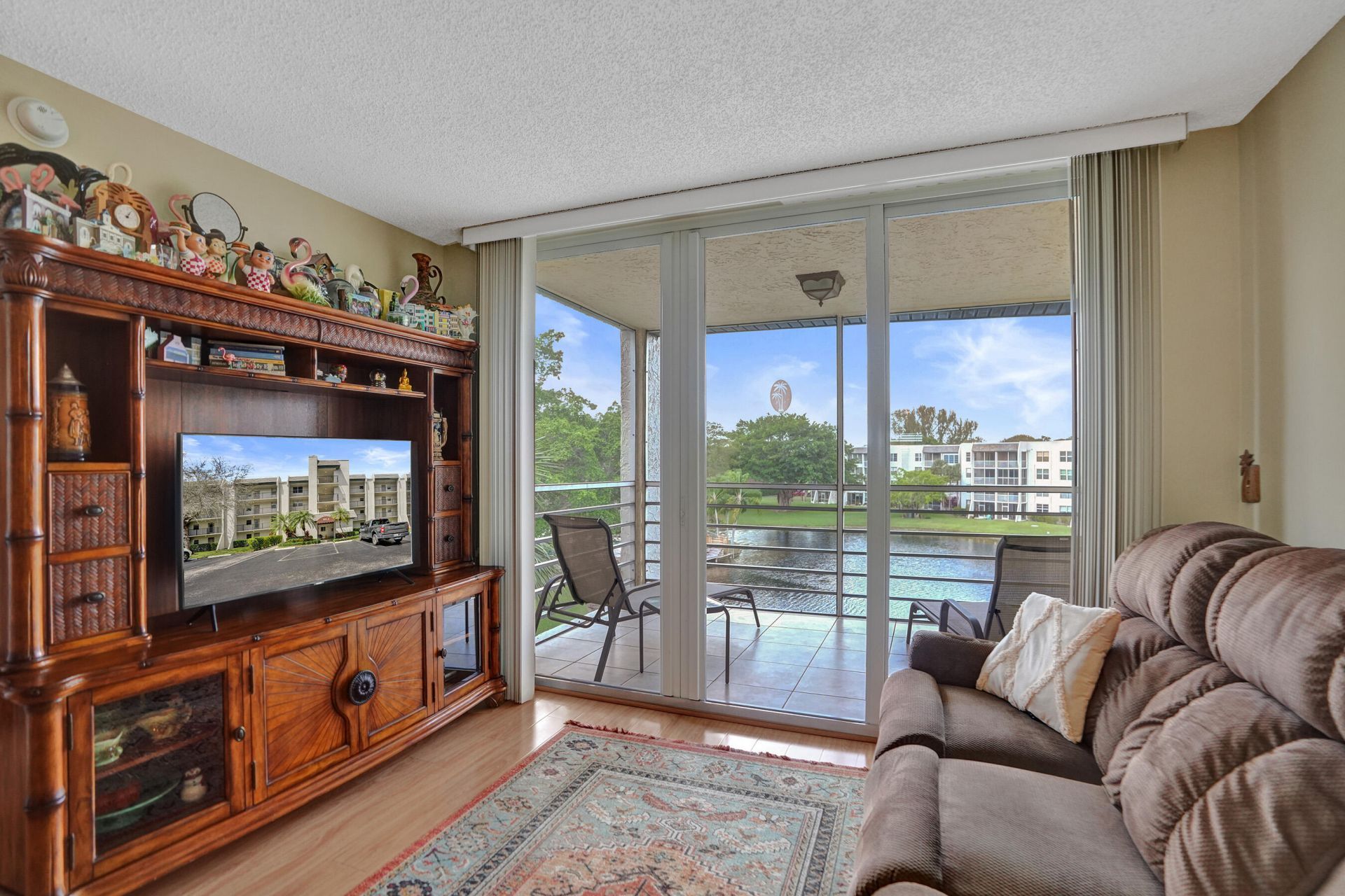 9311 Orange Grove Drive, Unit 410, Davie, FL 33324 Photo