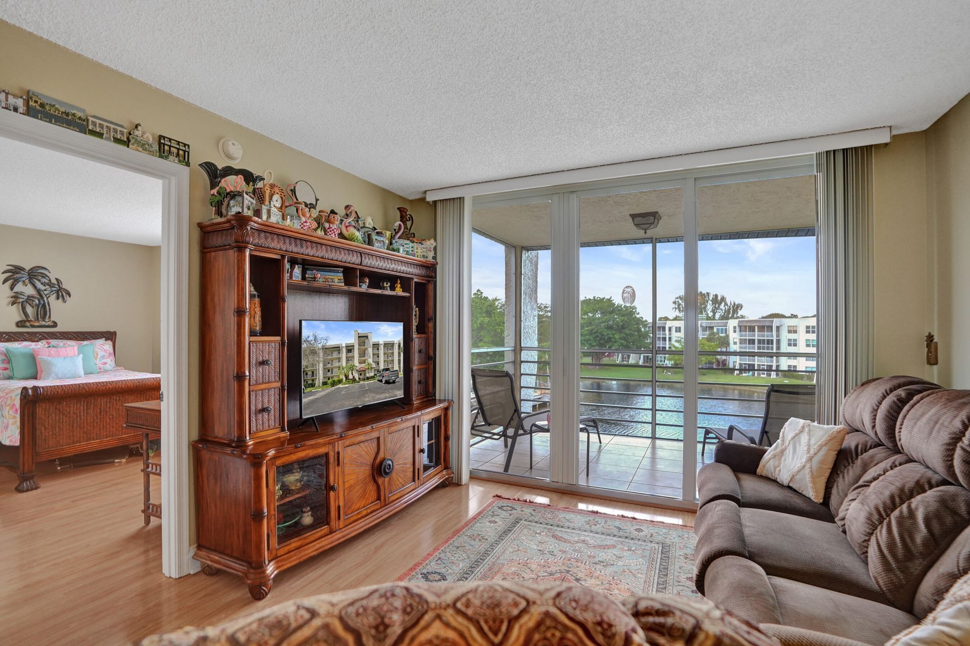 9311 Orange Grove Drive, Unit 410, Davie, FL 33324 Photo
