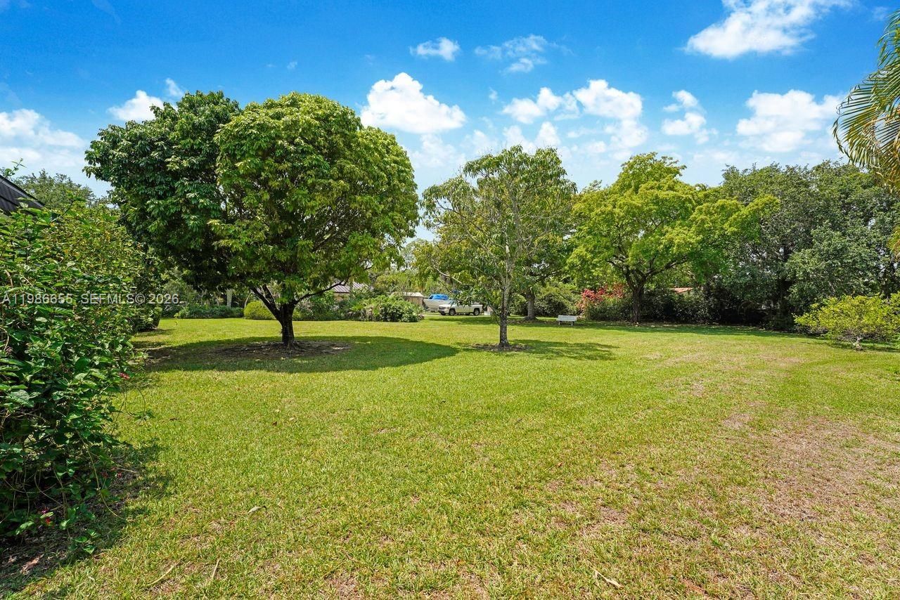 10805 SW 128th Ter, Miami, FL 33176 Photo