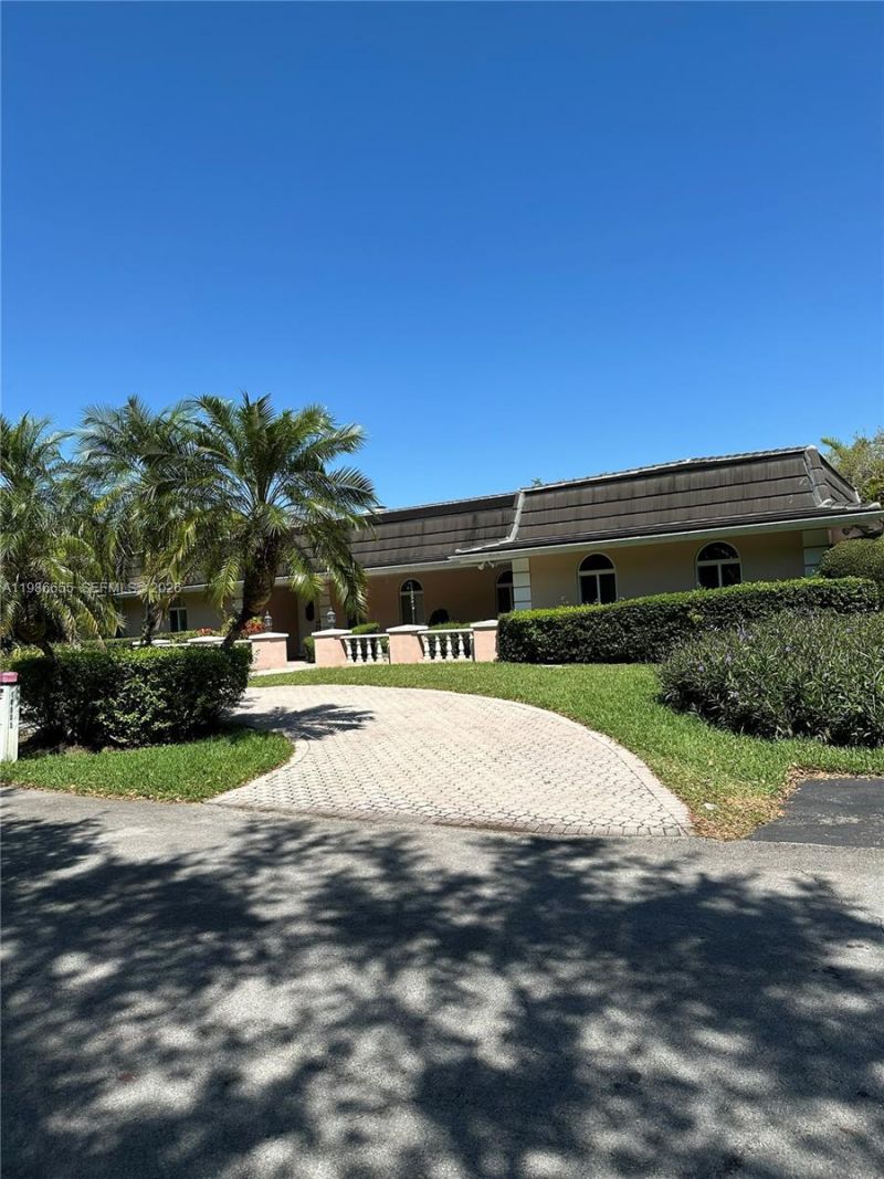 10805 SW 128th Ter, Miami, FL 33176 Photo