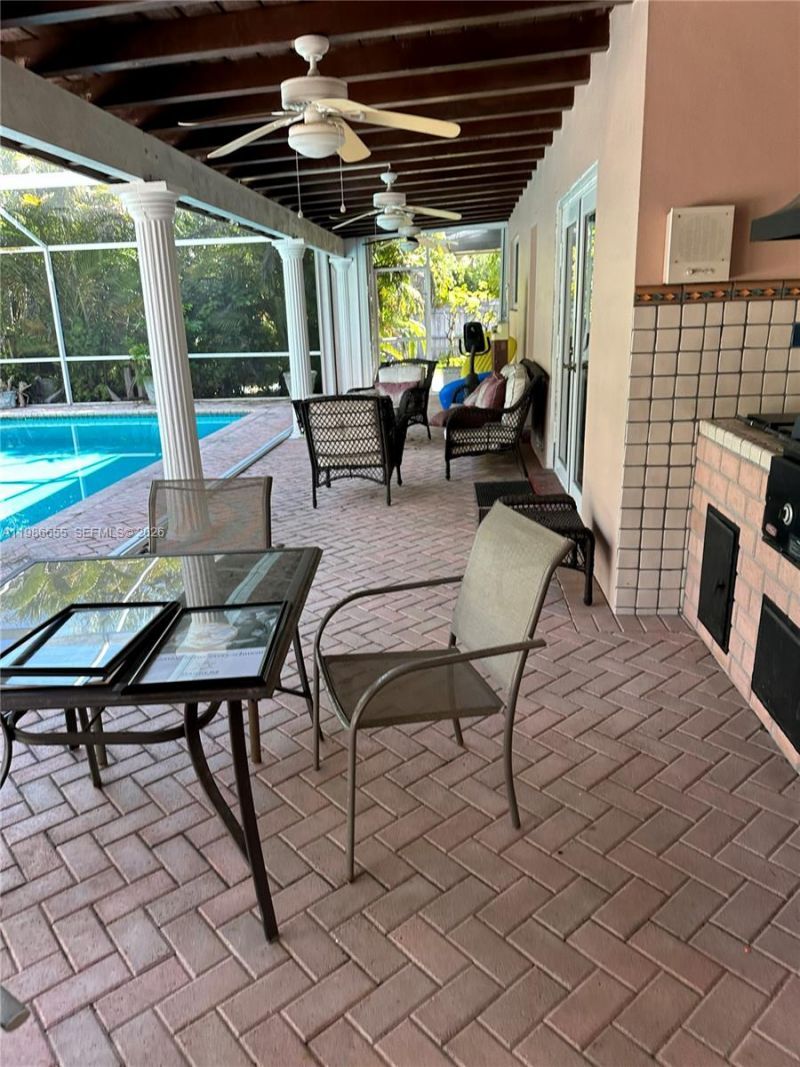 10805 SW 128th Ter, Miami, FL 33176 Photo