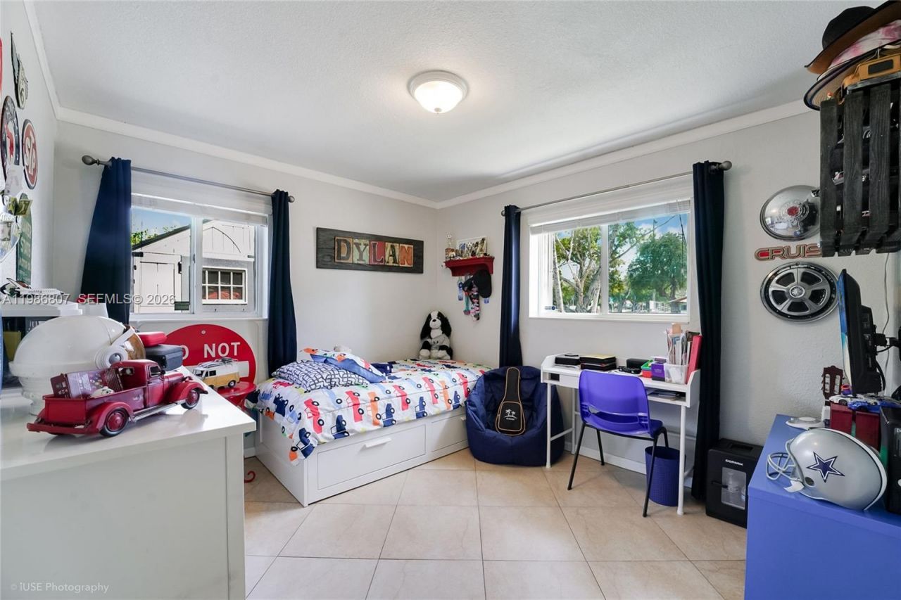 7921 NW 178th St , Hialeah, FL 33015 Photo