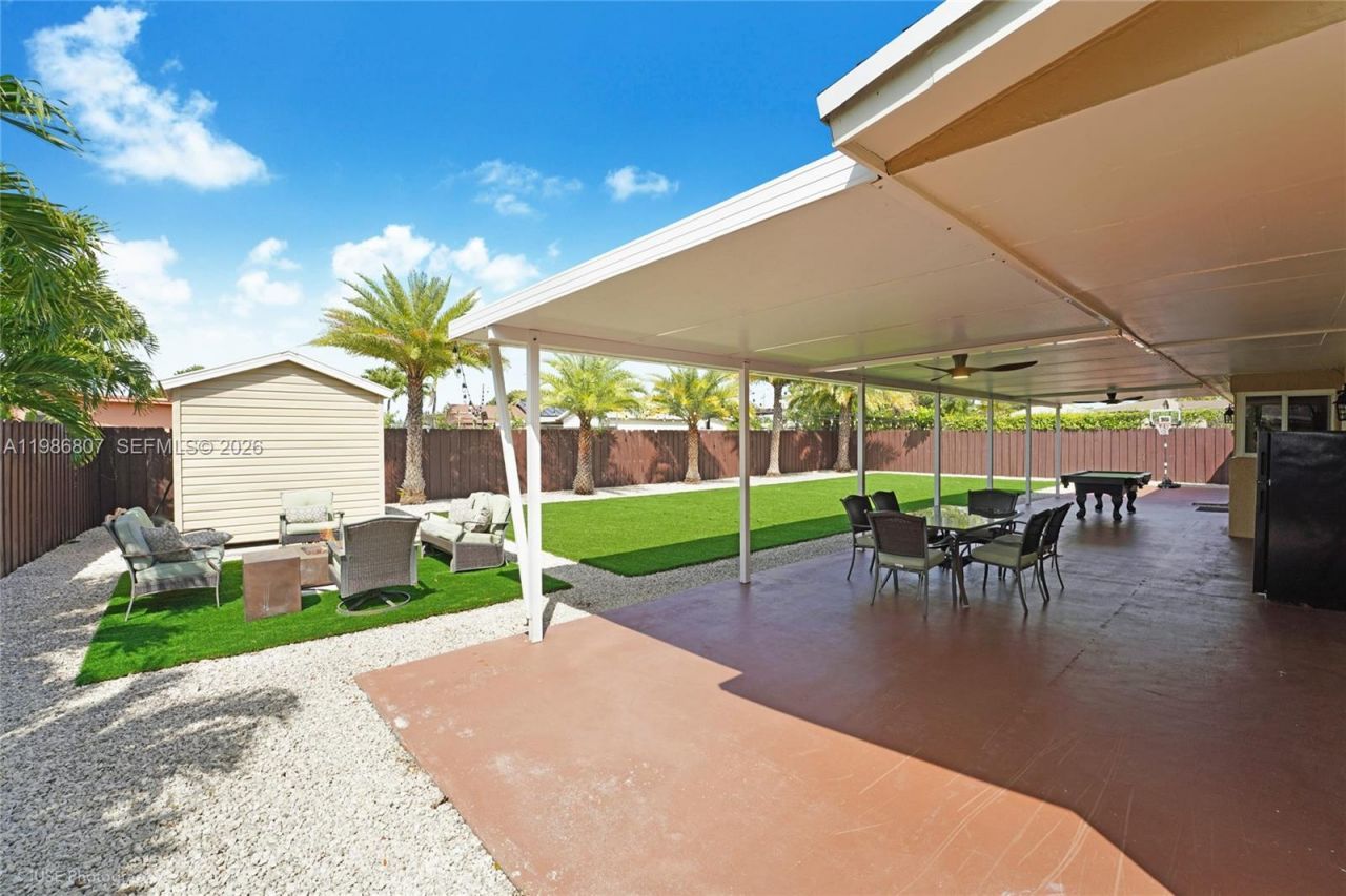 7921 NW 178th St , Hialeah, FL 33015 Photo