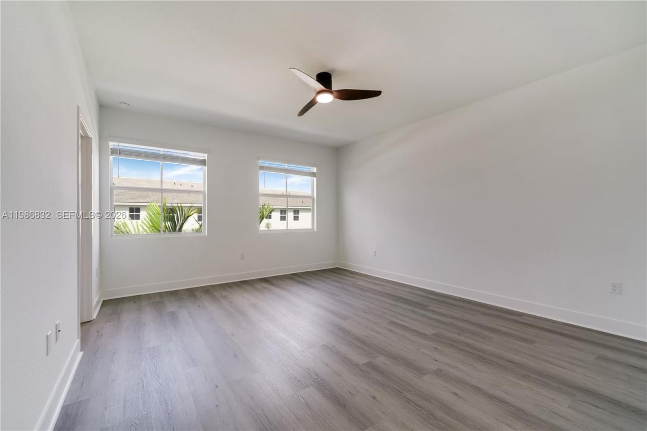 230 SW 170th Ave, Pembroke Pines, FL 33027 Photo