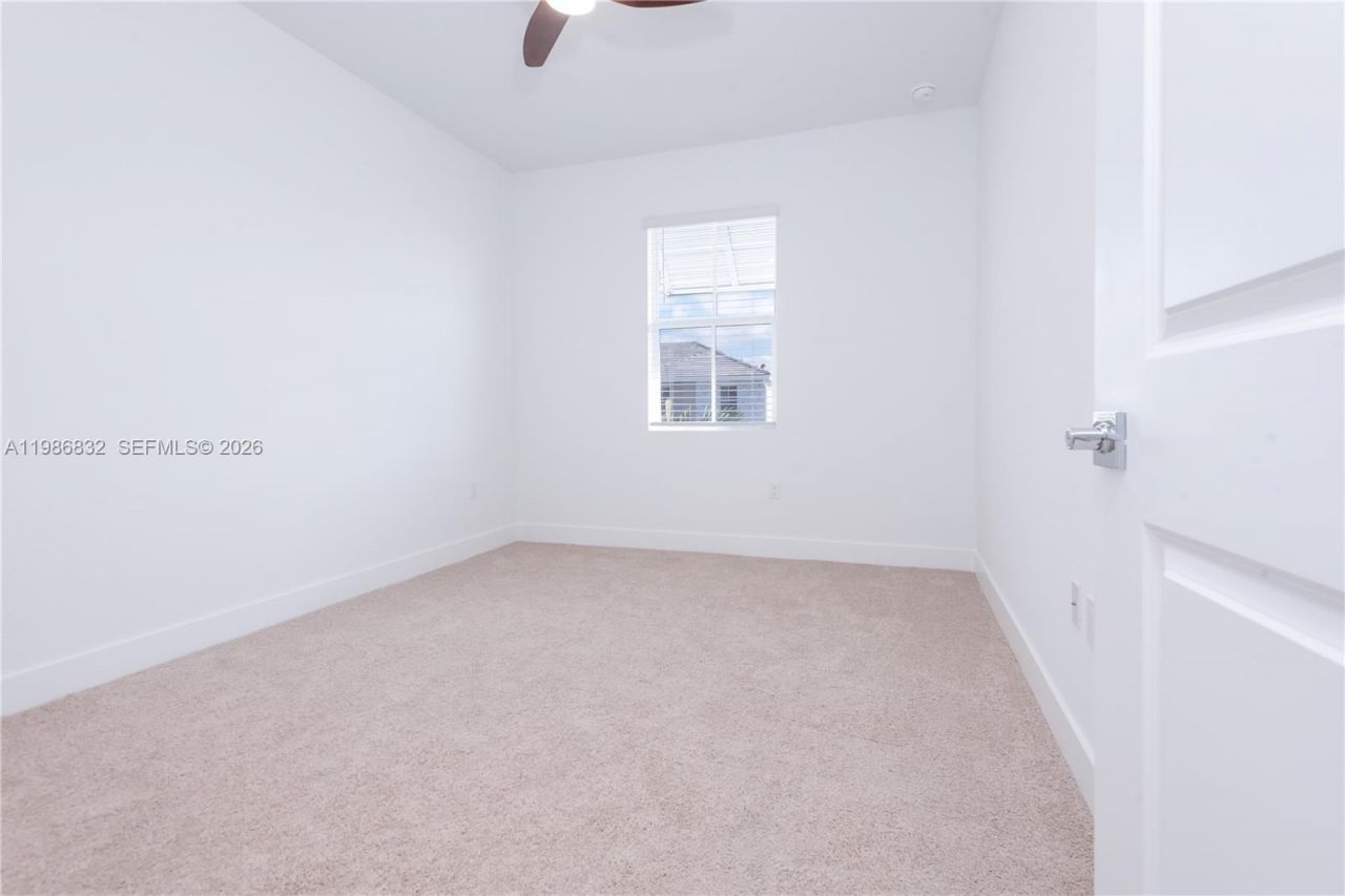 230 SW 170th Ave , Pembroke Pines, FL 33027 Photo