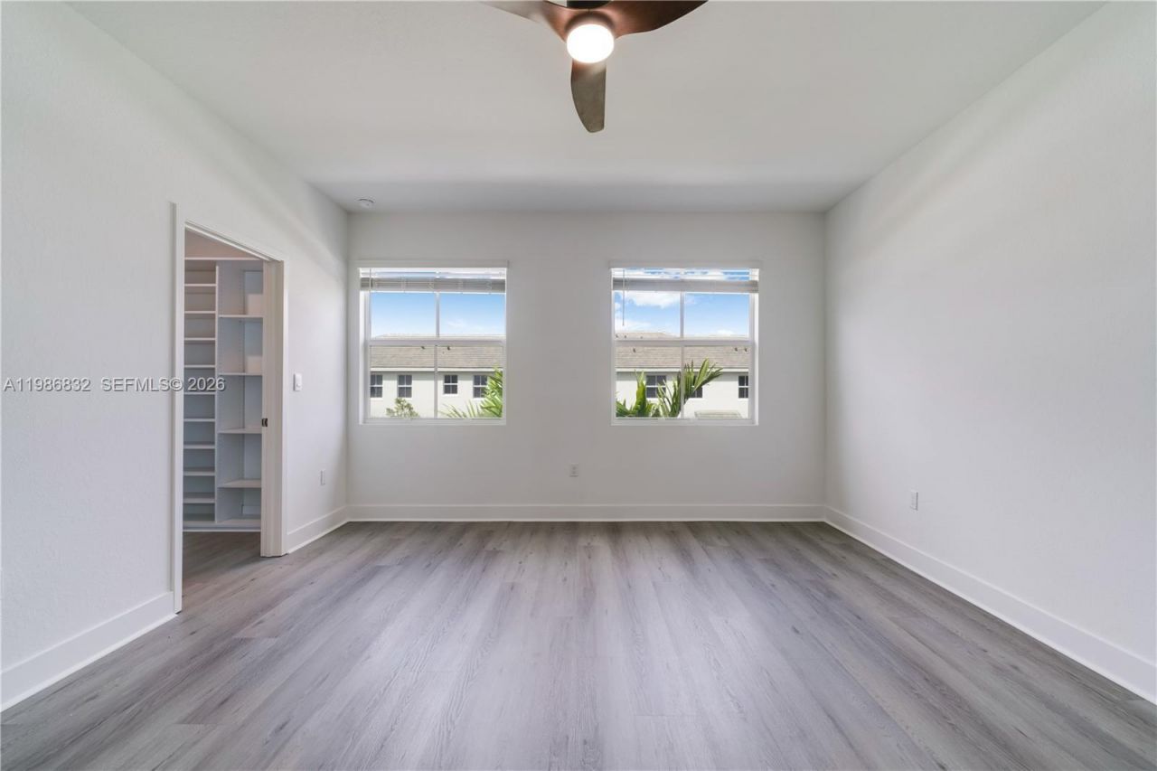 230 SW 170th Ave, Pembroke Pines, FL 33027 Photo