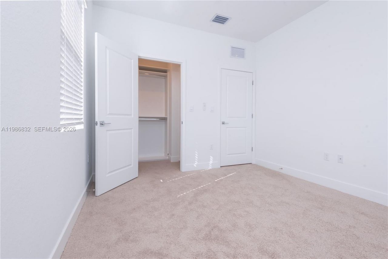 230 SW 170th Ave , Pembroke Pines, FL 33027 Photo