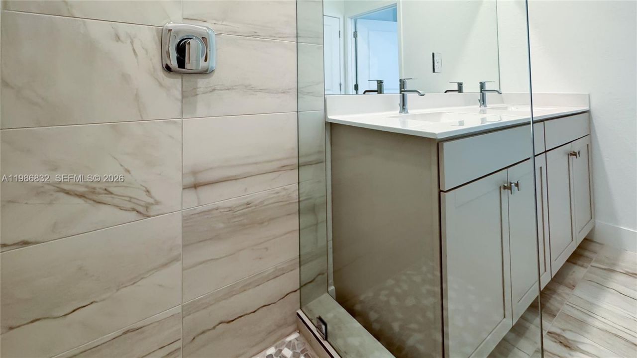 230 SW 170th Ave , Pembroke Pines, FL 33027 Photo