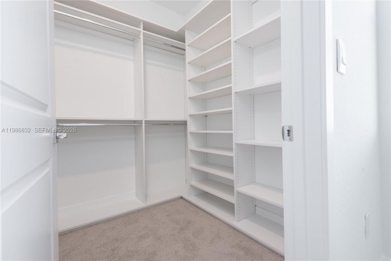 230 SW 170th Ave , Pembroke Pines, FL 33027 Photo